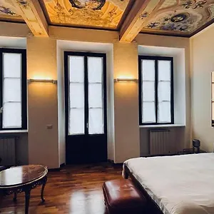 La Corte Оледжо