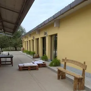 Azienda Agrituristica Scotti Сомма-Ломбардо