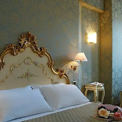 Hotel Torino Veneza 3*,  Itália